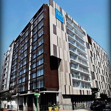 Moderno Departamento Miraflorino Con Aire Acondicionado Apartment Lima Bagian luar foto