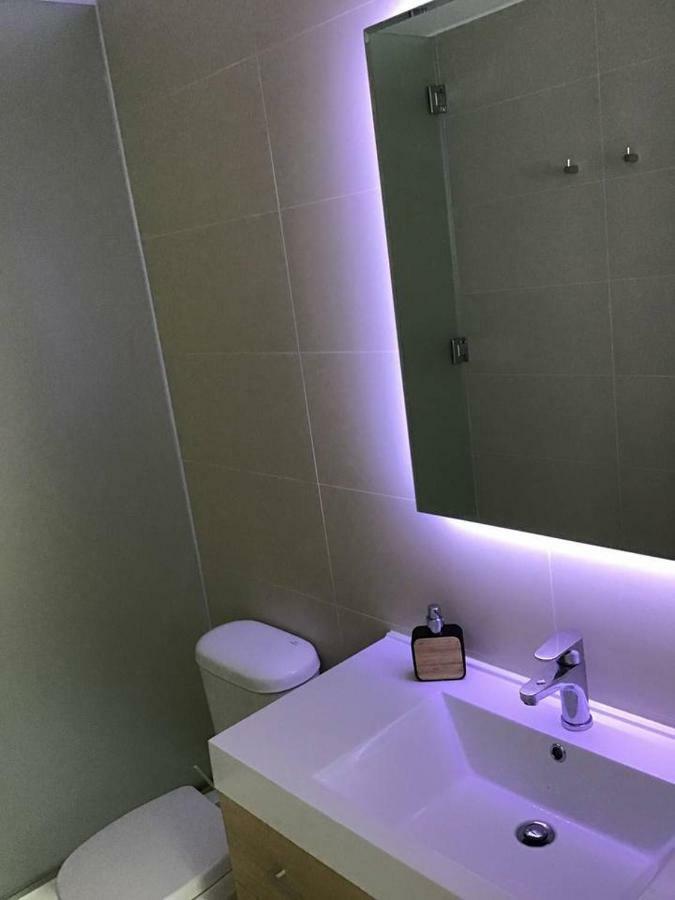 Moderno Departamento Miraflorino Con Aire Acondicionado Apartment Lima Bagian luar foto